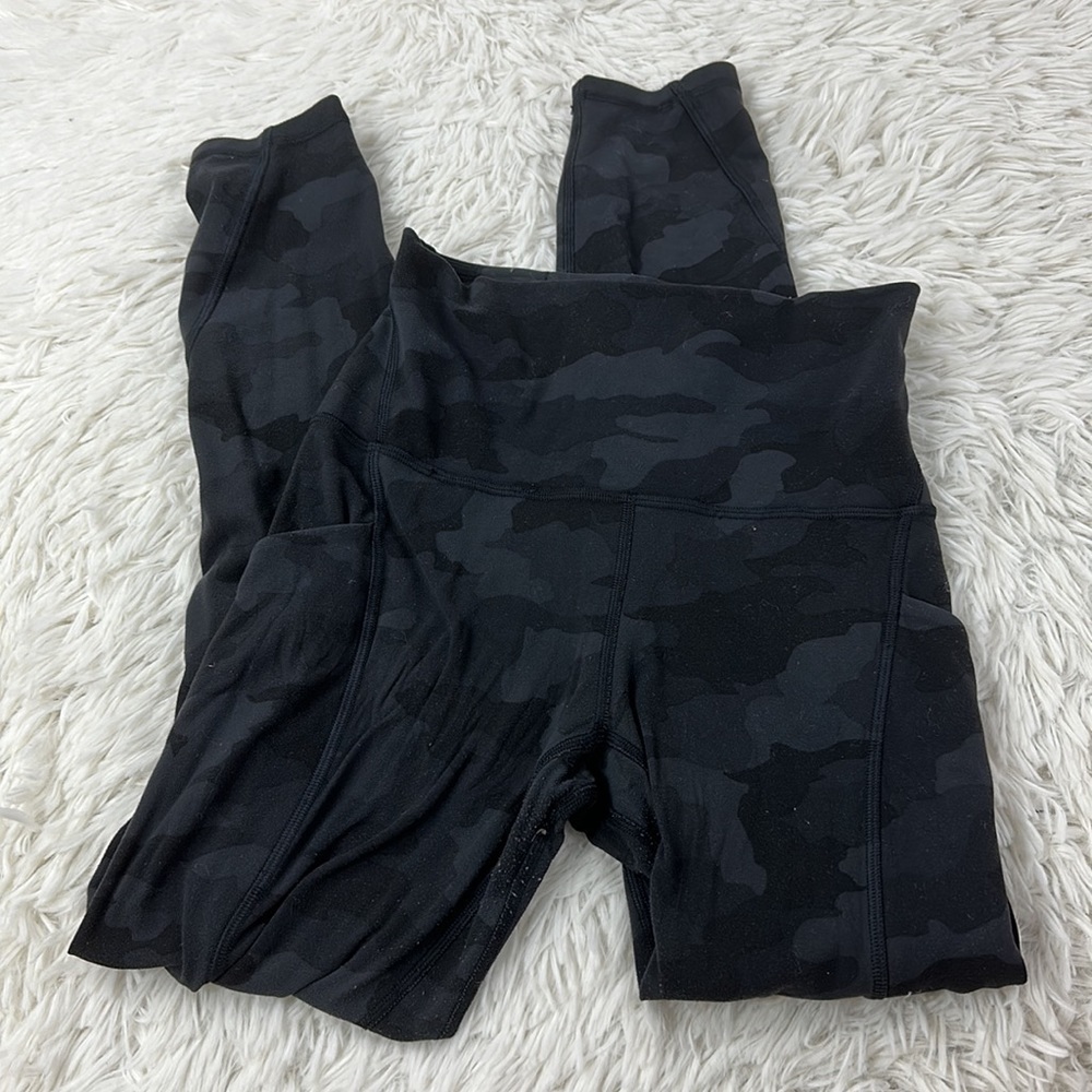Lululemon Align High Rise Crop with Pockets 23" Heritage 365 Camo Deep Coal Mult